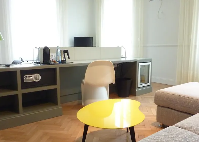 Bed and Breakfast Elyane 4*