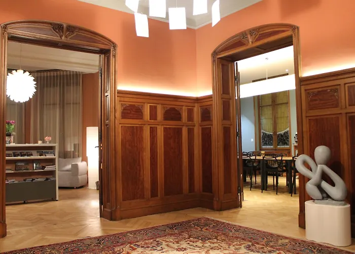 Elyane Bed & Breakfast