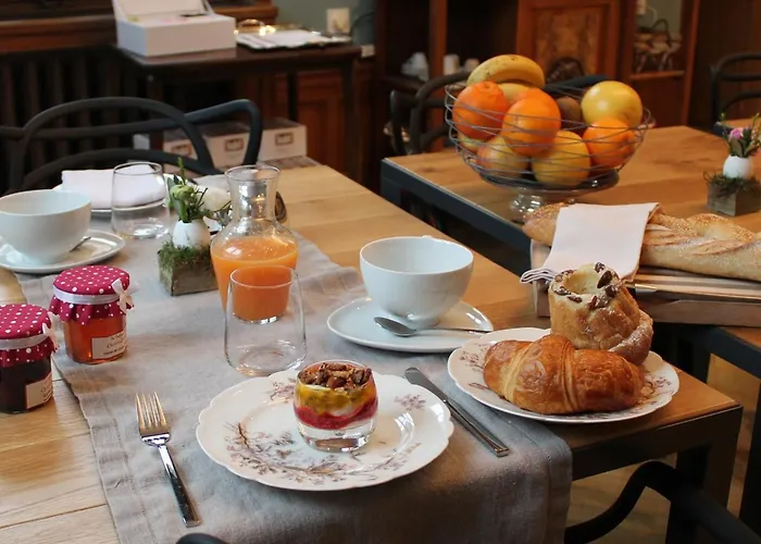 Elyane Bed and Breakfast 4*